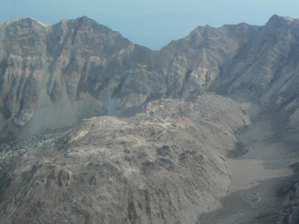 st-helens-caldera1