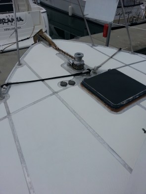 Bow with Anchor Windless 
